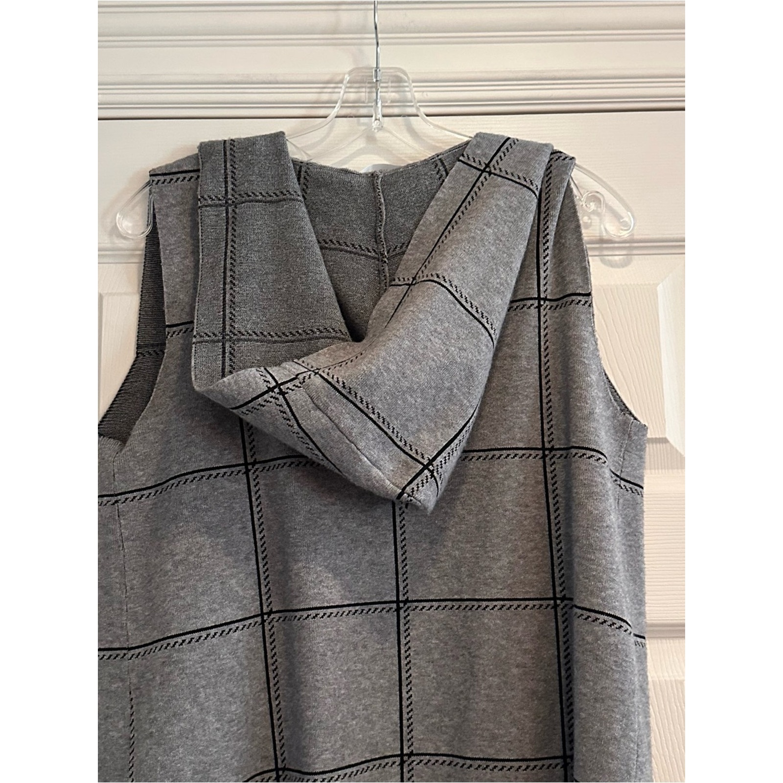 89th & Madison Plaid Open Sleeveless Vest Hooded Cardigan Sweater Medium Nwt — image 5 of 8